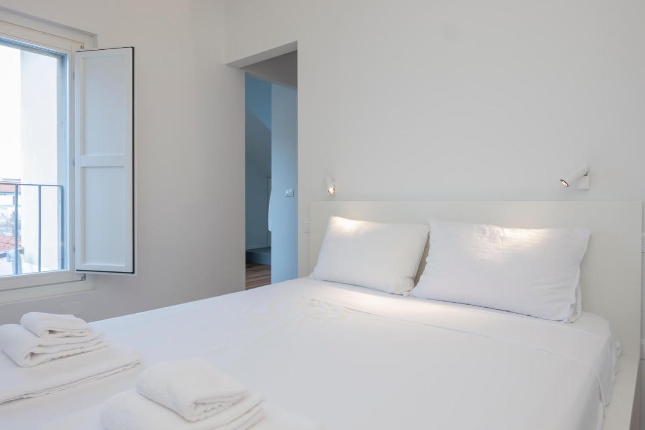 Luxury Apartment Near Arco Della Pace Guerrazzi 9 Milan Bagian luar foto