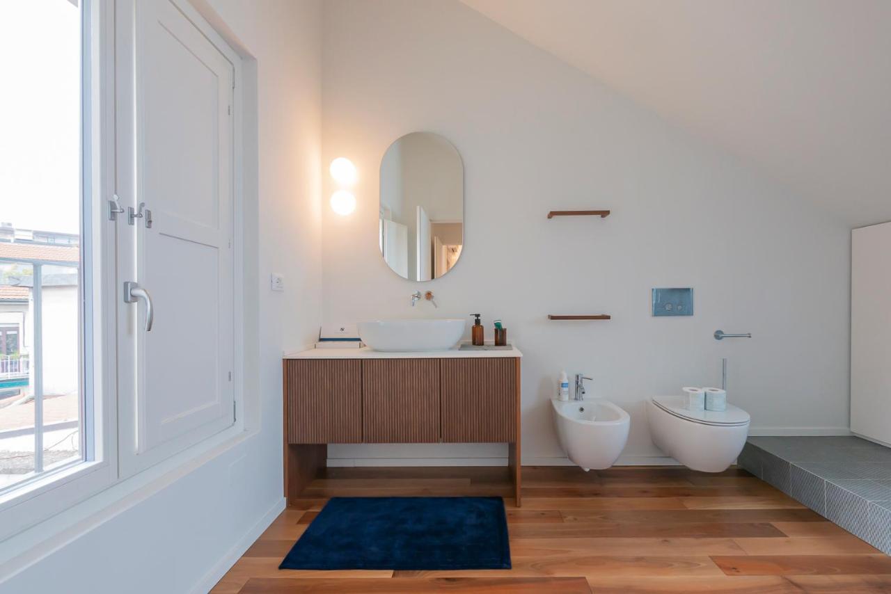 Luxury Apartment Near Arco Della Pace Guerrazzi 9 Milan Bagian luar foto