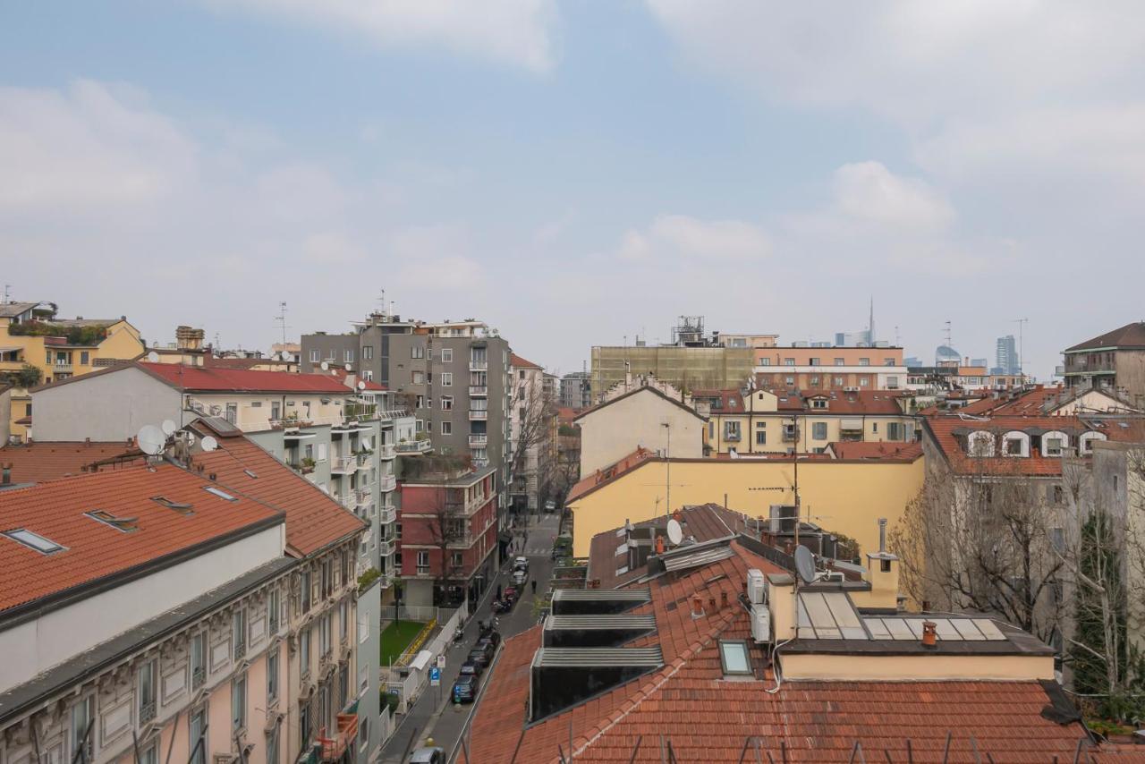 Luxury Apartment Near Arco Della Pace Guerrazzi 9 Milan Bagian luar foto